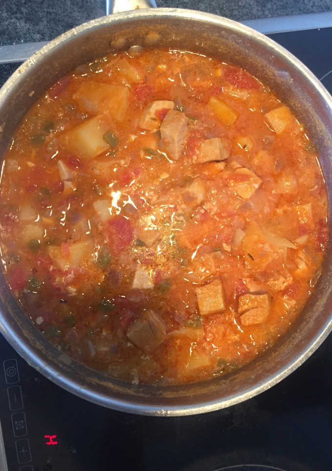 Una foto de Guiso de atún con patatas