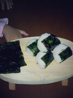 Foto resep Onigiri (Nasi Kepal) isi Ayam