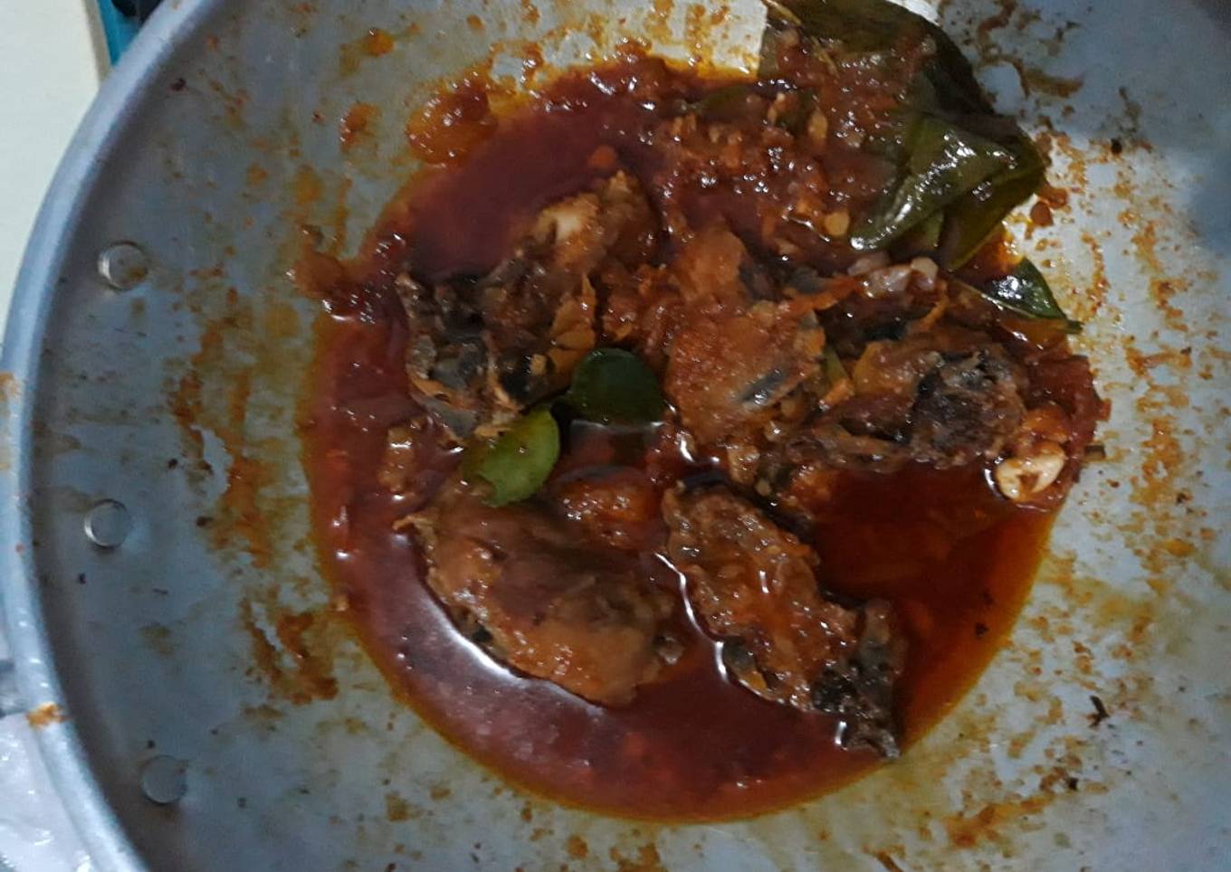 2. Ayam balado pedas