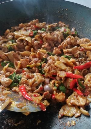 รูปของ ผัดเผ็ดไก่หน่อไม้ดอง