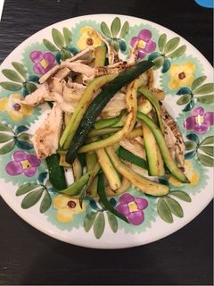 Foto di Tagliata di pollo con verdure