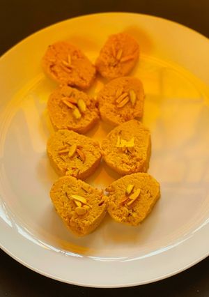 A picture of Komola Sandesh.