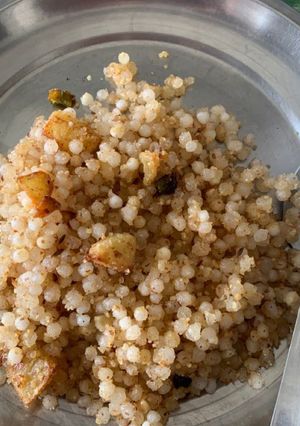 A picture of Sabudana ki khichadi.
