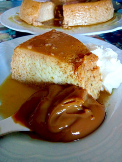 Una foto de Flan de dulce de leche "Mixto" 😋