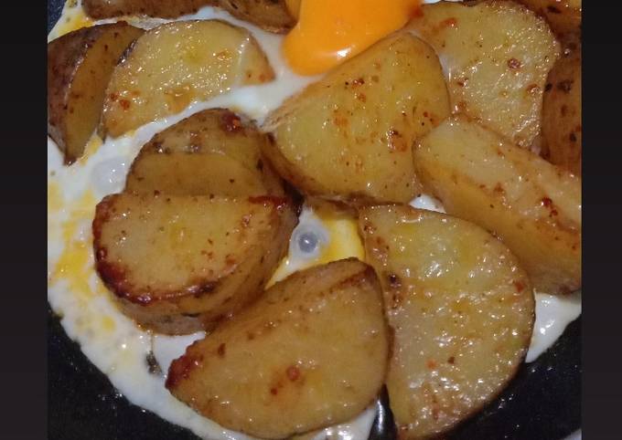 Mudah Banget Memasak Resep Potato Wedges Mix Sunny Side Up Egg 🥔🍳 (Versi Kos)