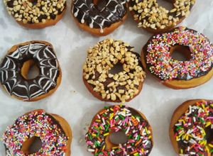 Foto resep Donat Jadul Topping JCO (Kurang komplit toppingnya) 🍩🍩🍩