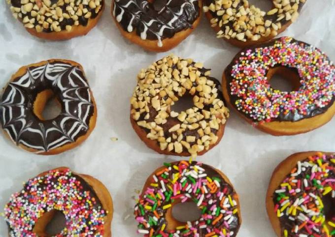 Donat Jadul Topping JCO (Kurang komplit toppingnya)