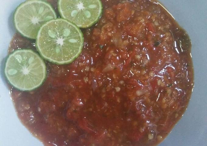 Resep Sambal Pecel Lele Oleh Novi Anggraeni - Cookpad