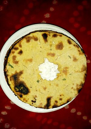 मक्के की रोटी (makke ki roti recipe in Hindi) रेसिपी मुख्य फोटो