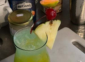Una foto de Tropical drink
