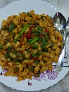 ভেজি মশালা পাস্তা(Veggie Masala Pasta Recipe in Bengali) রেসিপির প্রধান ছবি