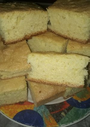 Una foto de Bizcochuelo casero con muy pocos ingredientes rectángular