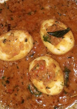 A picture of Masala egg gravy.