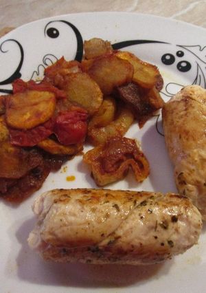 Csirkemell rolád magyaros burgonyával (Reg-Enoros) recept fotója