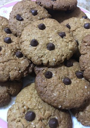 Una foto de Cookies de avena y coco sin manteca con chips