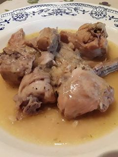 Una foto de Conejo en salsa