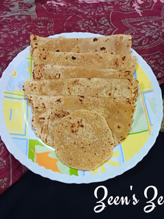 A picture of Oat Bran Rotis.