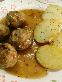 Una foto de Albóndigas a la cerveza