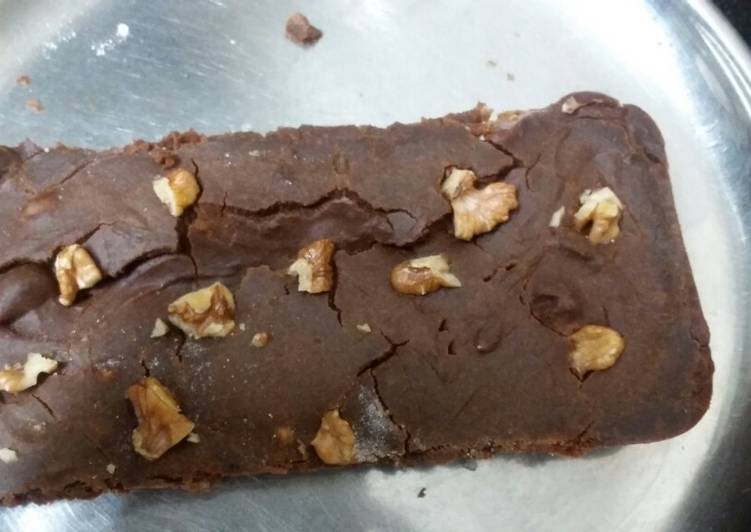 Steps to Make Quick Eggless biscuits walnut brownie