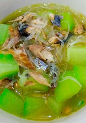Foto resep Labu Siam masak kuah soun (ikan cuek suwir)