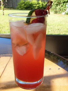 A picture of Raspberry Bourbon Lemonade.