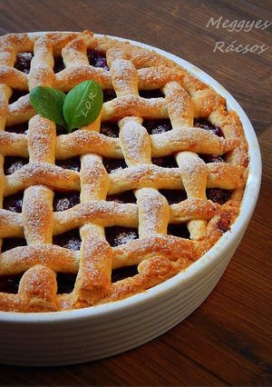 Meggyes rácsos recept fotója