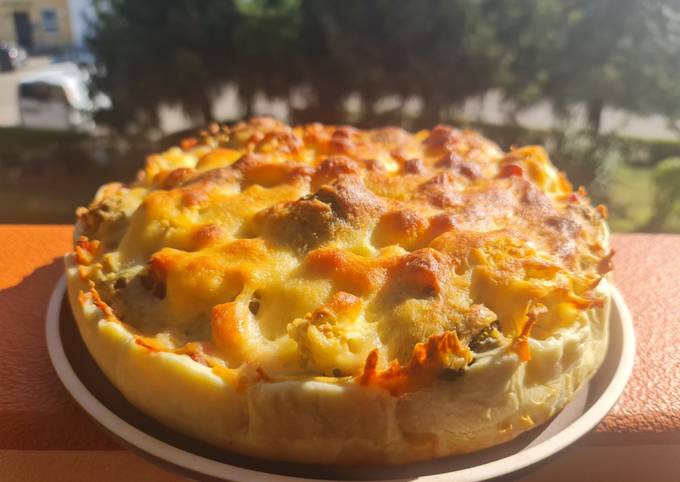 Blumenkohl-Brokkoli-Quiche mit Schinken