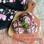 Red Velvet Crinkle Soft Cookies