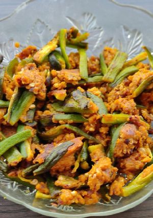 A picture of Besani bhindi fry.