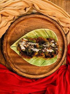 आलू की टिक्की चाट (Aloo ki tikki chat recipe in hindi) रेसिपी मुख्य फोटो