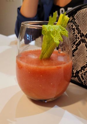 Una foto de Bloody Mary reversionado