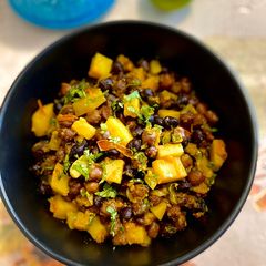 A picture of Kala Chana bhuna with potato#ramadan.