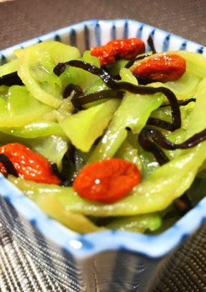 鹽昆布涼拌苦瓜 的食譜成品照片