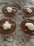 Natilla de chocolate con nata