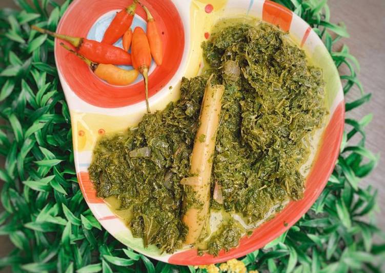 Tumbuk Daun Singkong