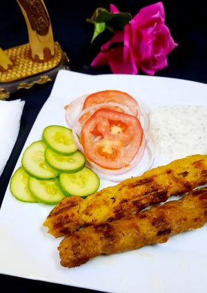 A picture of Chicken Seekh kabab.