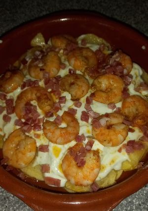 A picture of Potatoes with Shrimp and Aioli (Papas Arrieras).