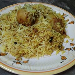 A picture of Chicken biryani.