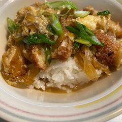 A picture of Katsu Don.