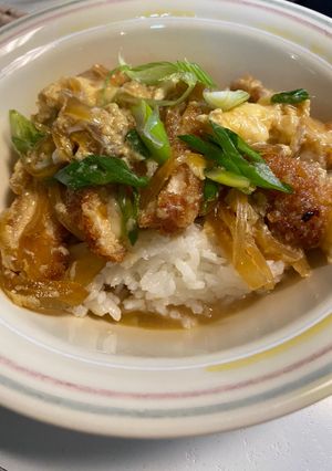 A picture of Katsu Don.