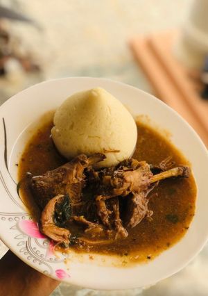 A picture of Tuwon semo with ogbono soup.