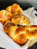 خبز قطني هش وطري