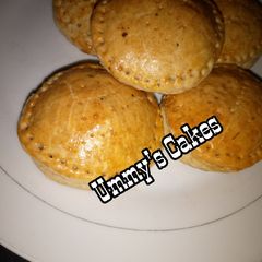 A picture of Circled Mini MeatPies.