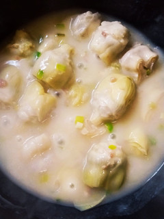 Una foto de Alcachofas en salsa