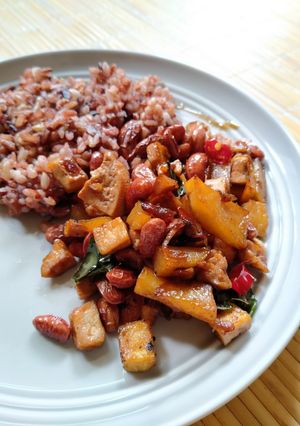 Foto resep Tumis Kentang Kacang Merah