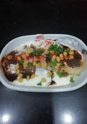 A picture of Dahi Vada Chaat.