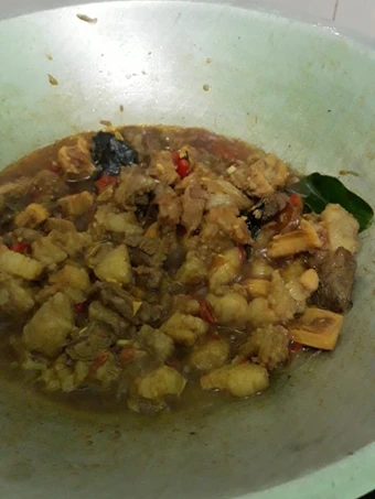 Langkah Mudah untuk Menyiapkan Resep Oseng Mercon Ala Kadarnya Anti Ribet, Sempurna