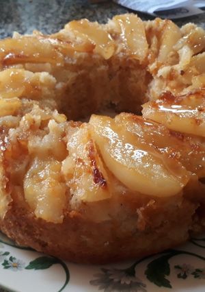 Una foto de Torta Invertida de Peras 🍐