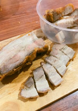 รูปของ 🐷กรอบ 🐛น้อย