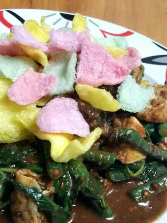 Langkah Mudah untuk Membuat Resep Rujak Petis Jawa Timur yang Lezat Anti Ribet, Mantap
